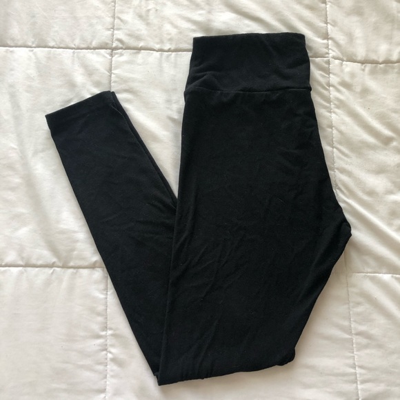 EUC Wild Fable High Waisted Black Leggings - Picture 3 of 12